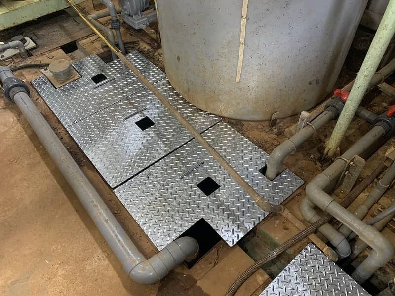 排水ピット蓋の設計製作および交換据付工事